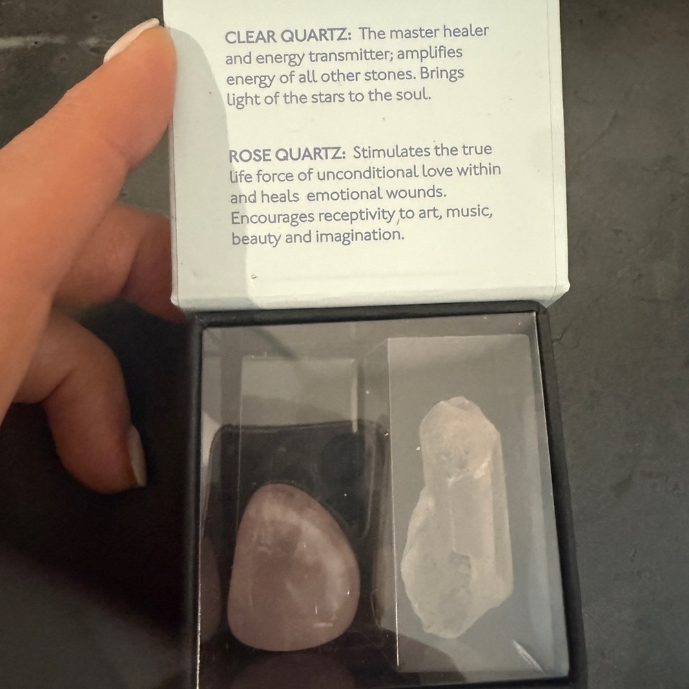 Taurus Zodiac Mini Stone Pack - Clear and Rose Quartz - Picture 5 of 5